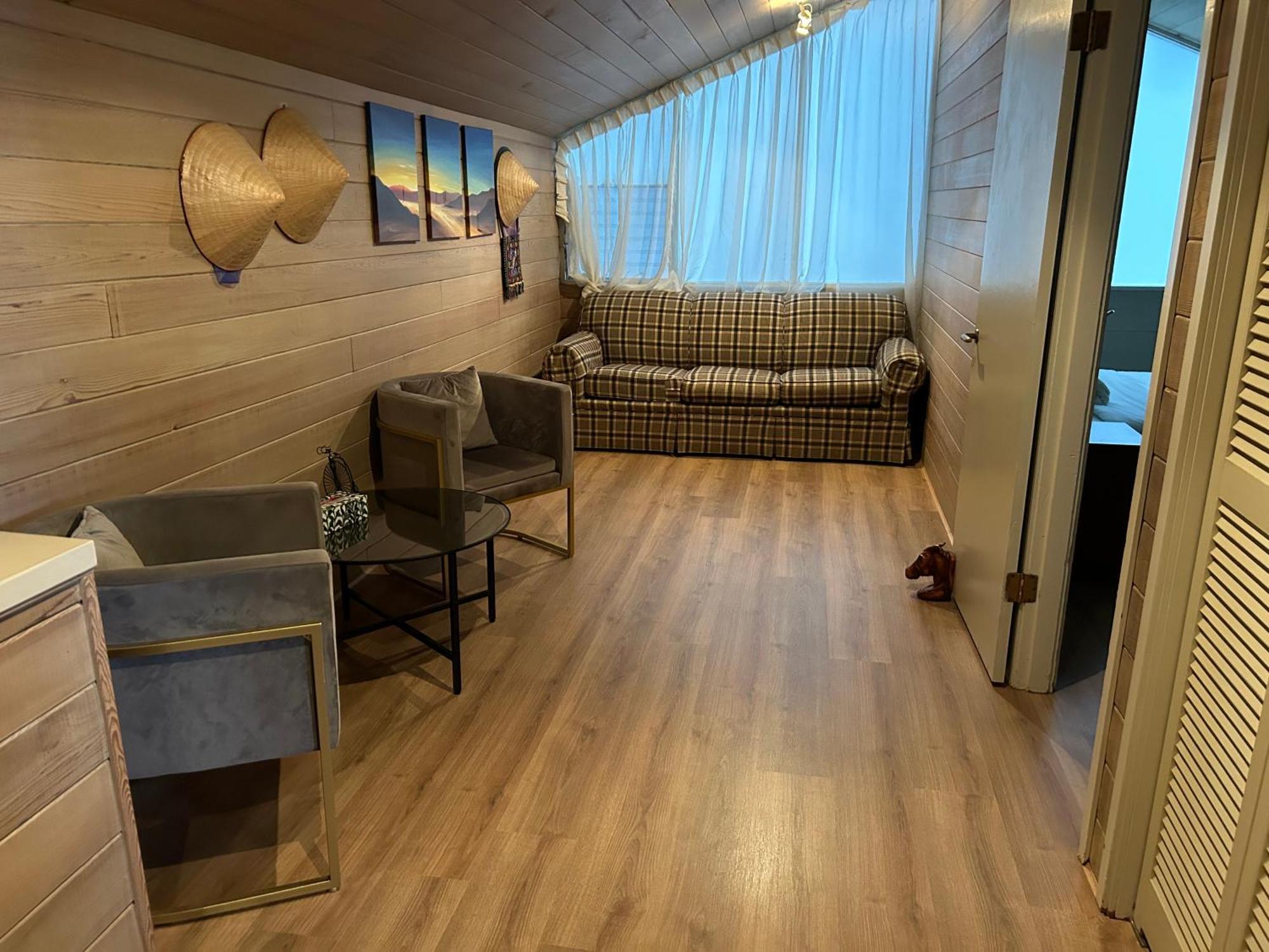 Waterfront Cottage With Superb Coastline Views West Vancouver Exteriör bild